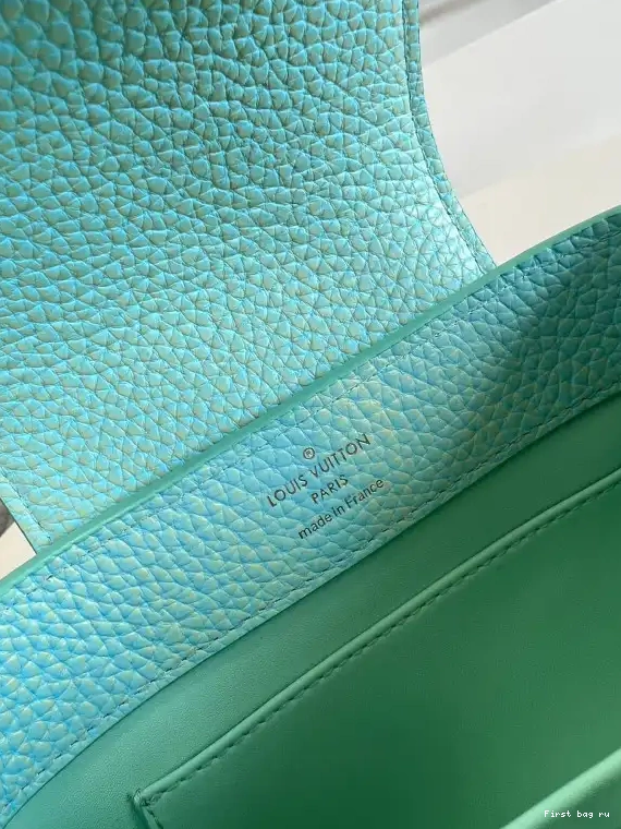 First bag ru MINI VUITTON LOUIS CAPUCINES 0523